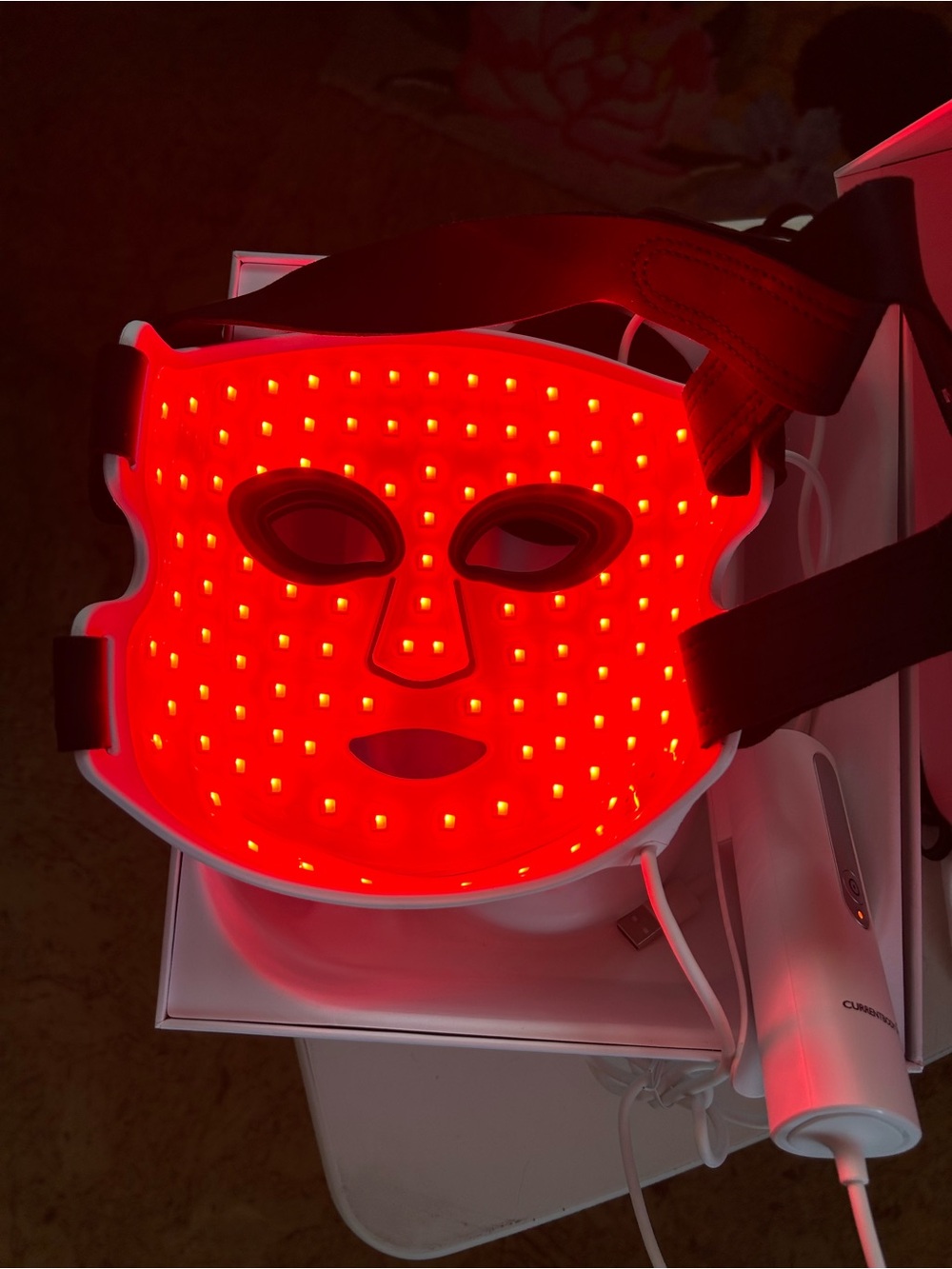 CurrentBody Skin LED Light Therapy Mask — White - Picture 4 of 5